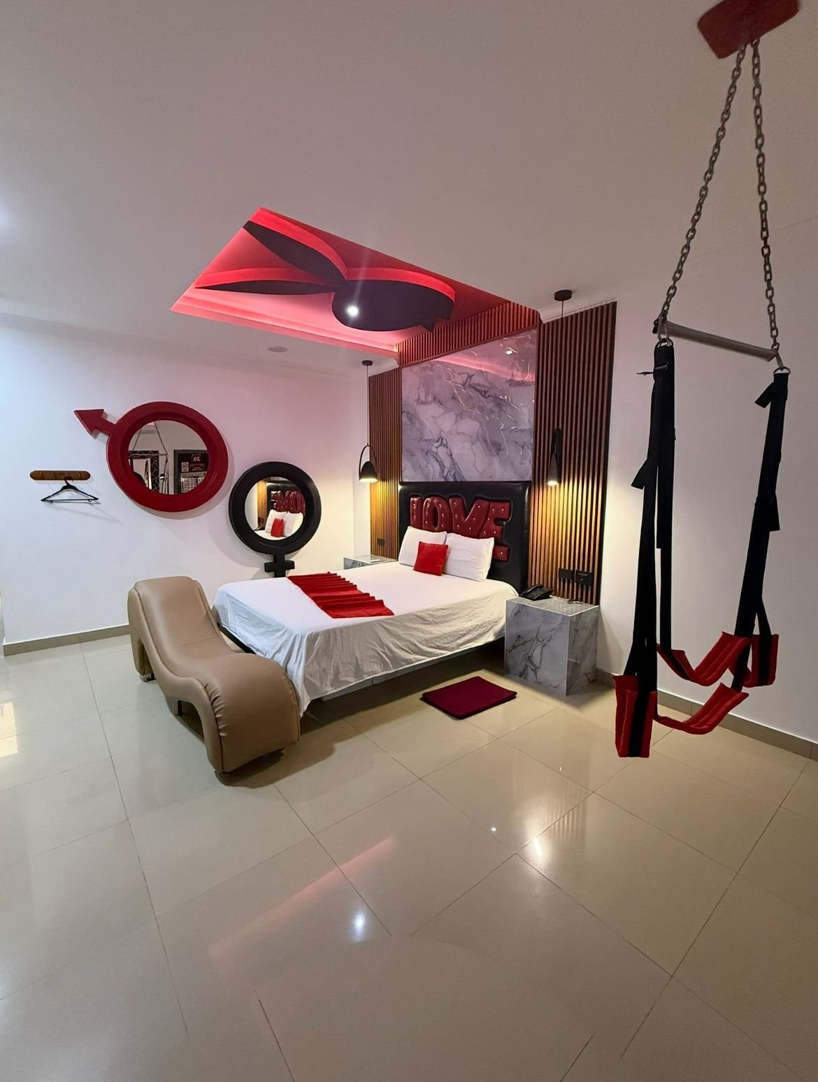 Amanecidas y promociones para parejas en hospedaje Manta